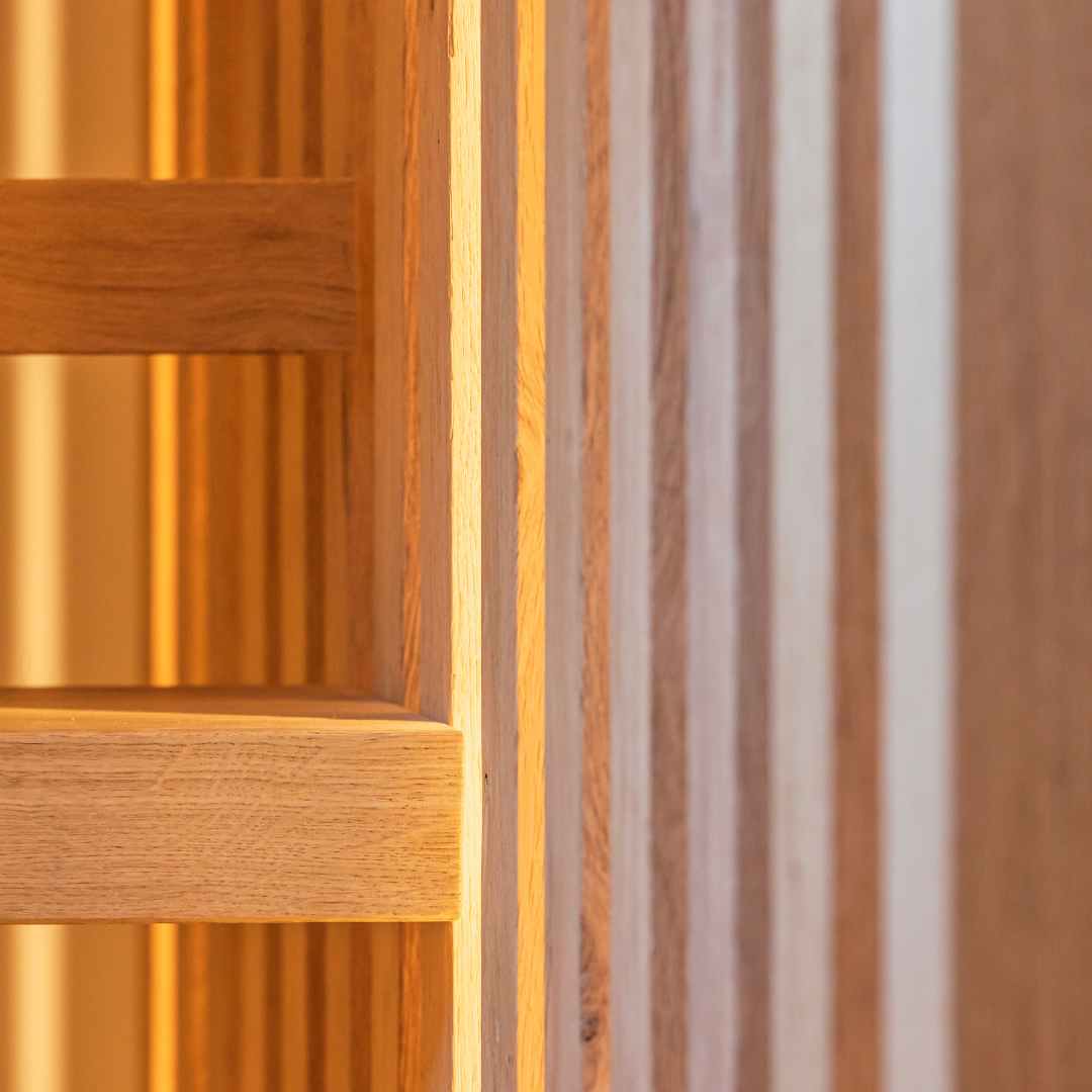 Divisorio in listelli di legno di rovere