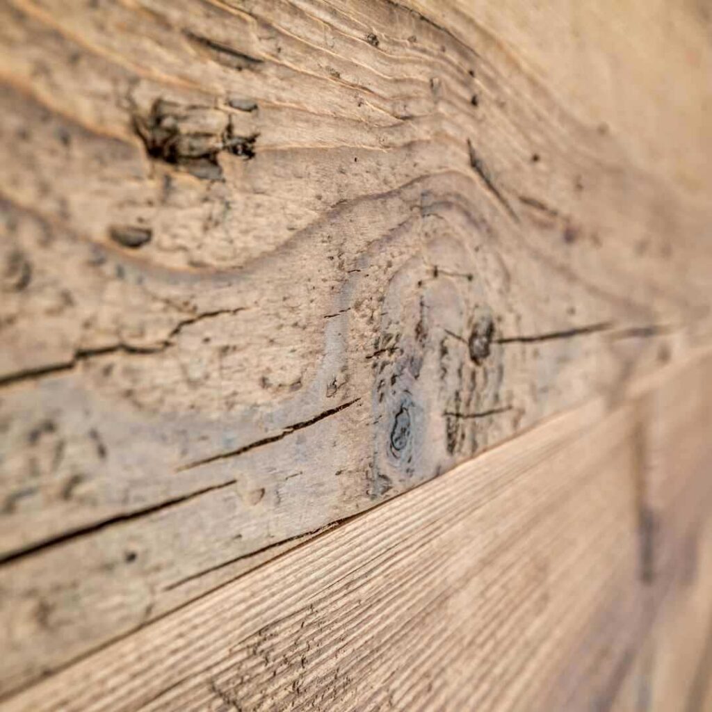 Legno di recupero vissuto